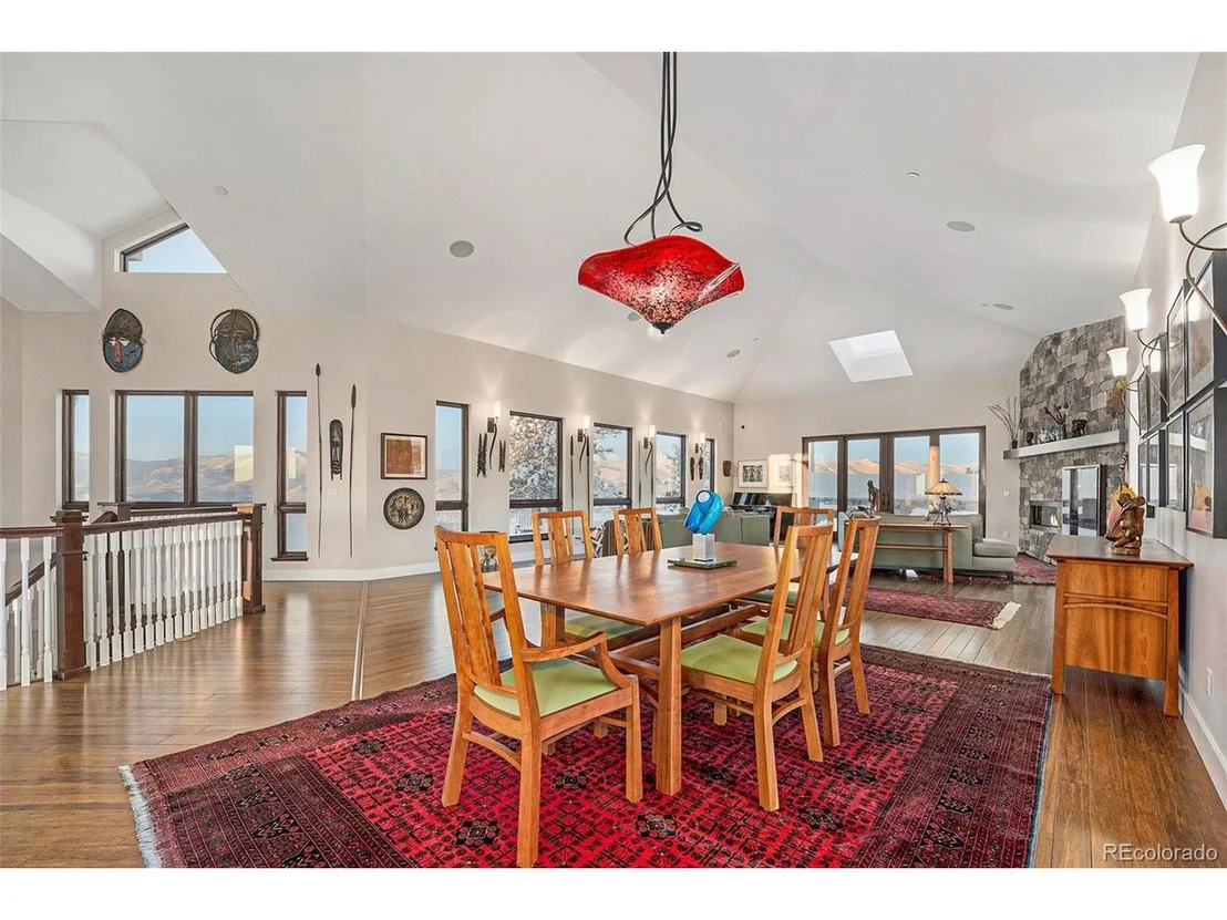 Photo of 33579 Mount Wilson Rd