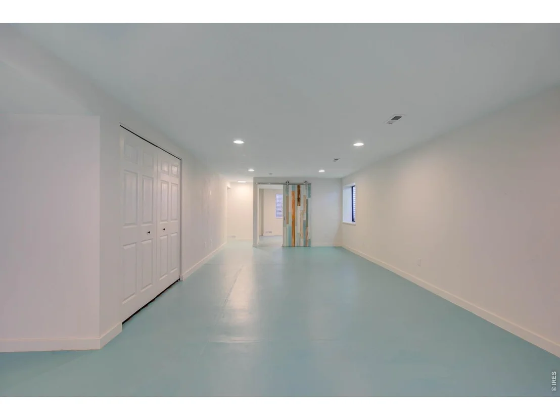 Photo of 213 Welch Dr