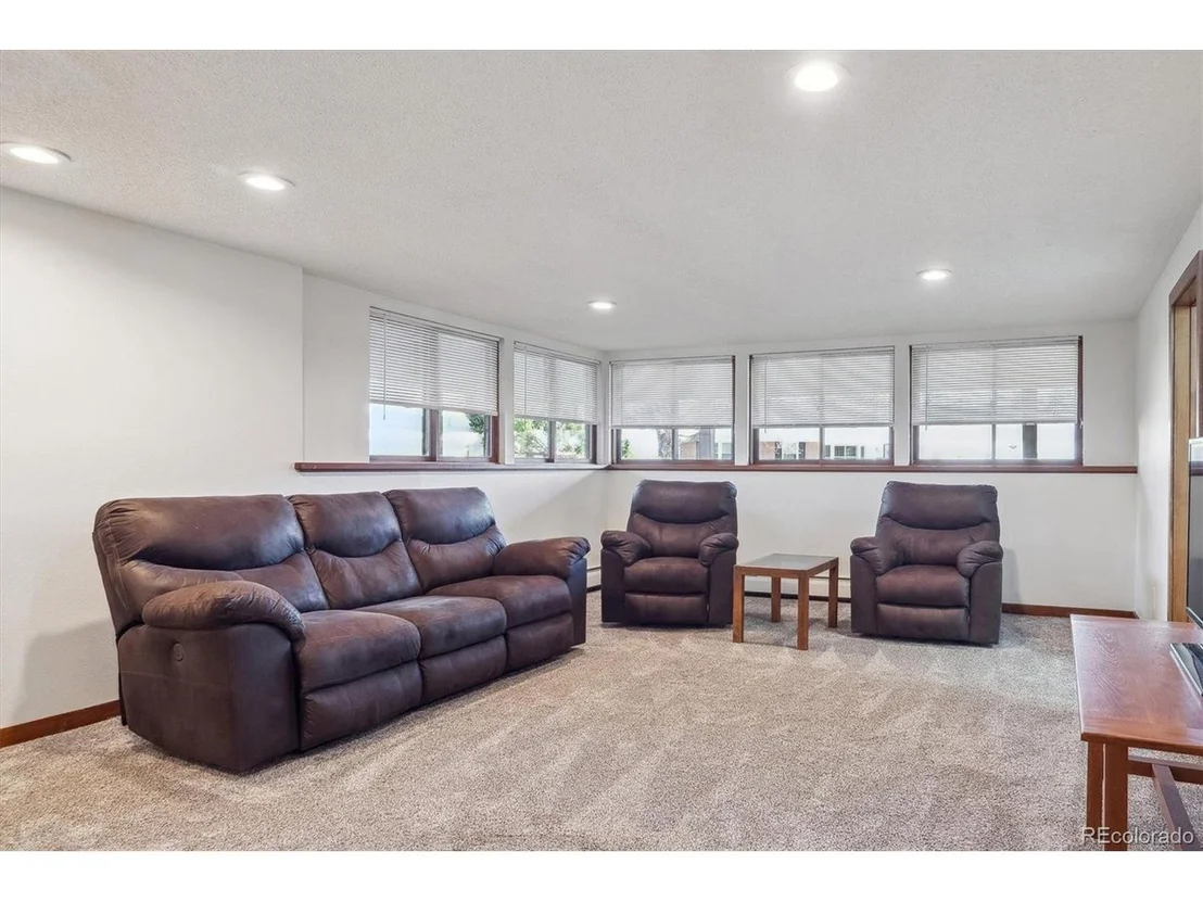 Photo of 8 Morningside Dr