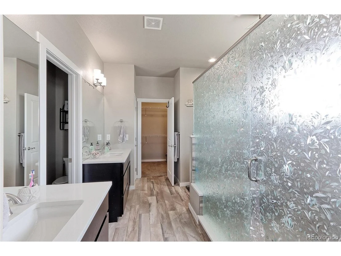 Photo of 465 Wyatt Dr