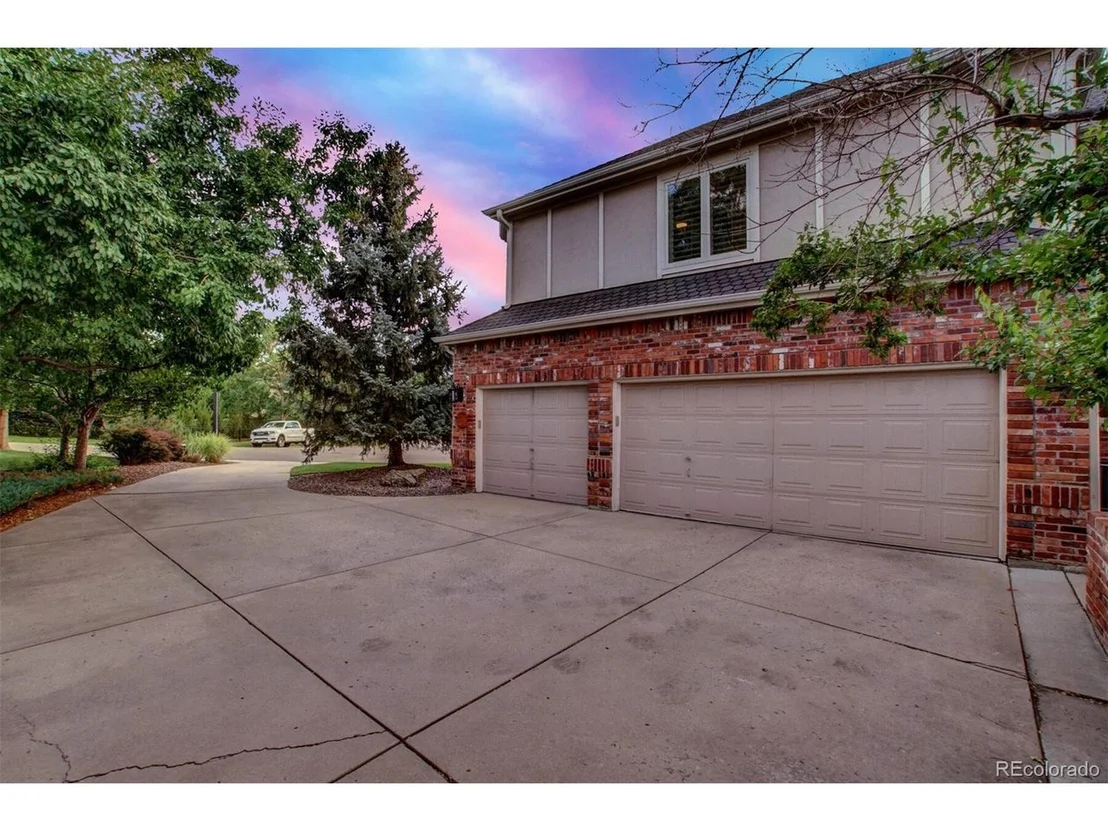 Photo of 8 Red Tail Dr