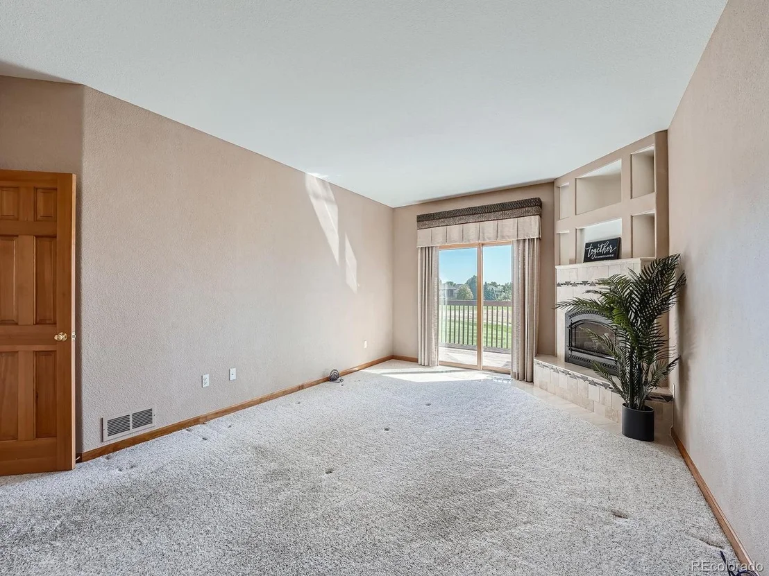 Photo of 370 Golden Eagle Dr