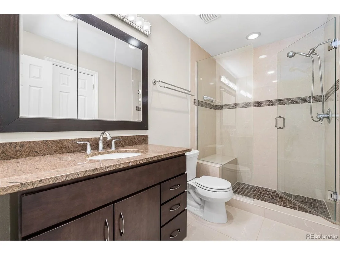 Photo of 1657 W 115th Cir