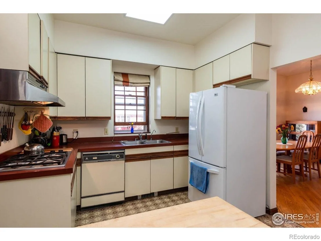 Photo of 769 University Ave