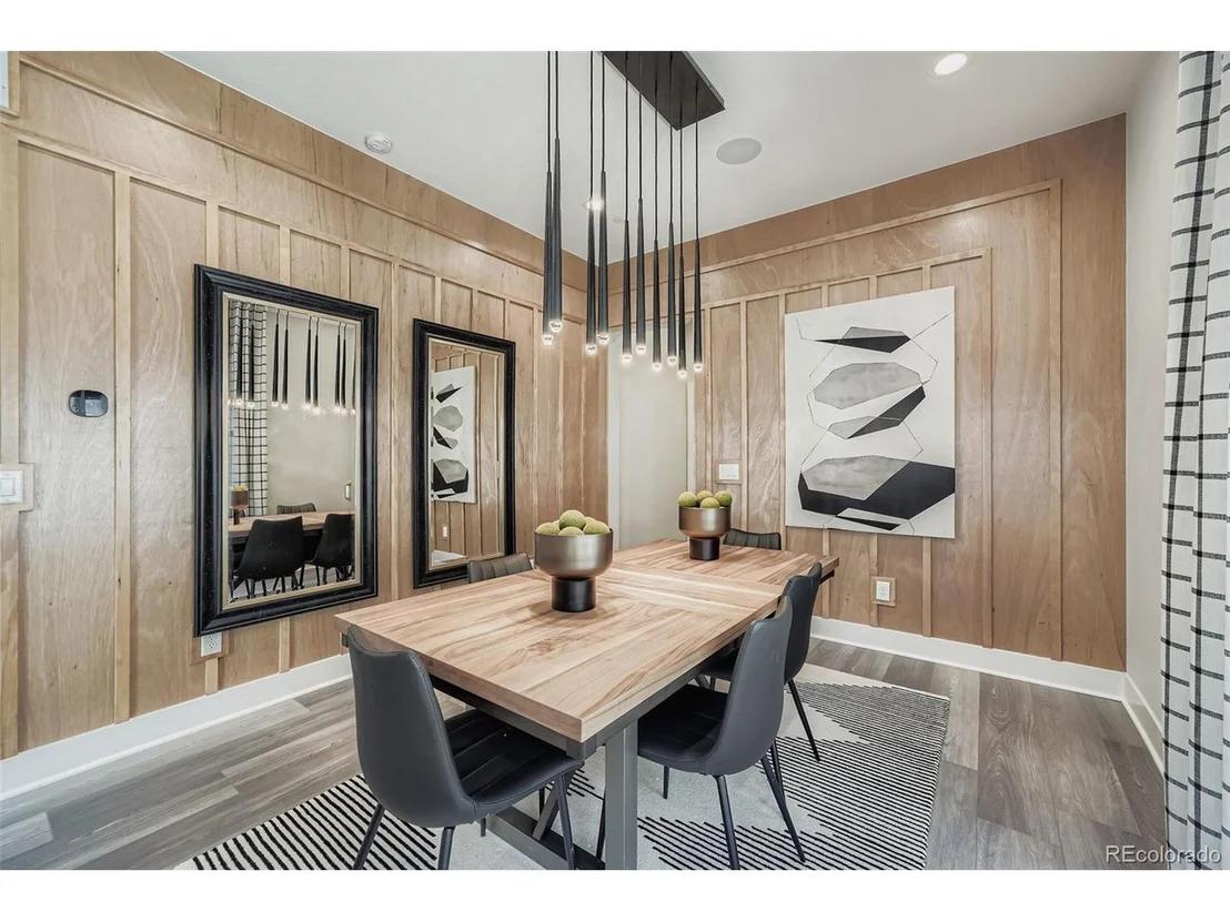 Photo of 720 Promenade Dr