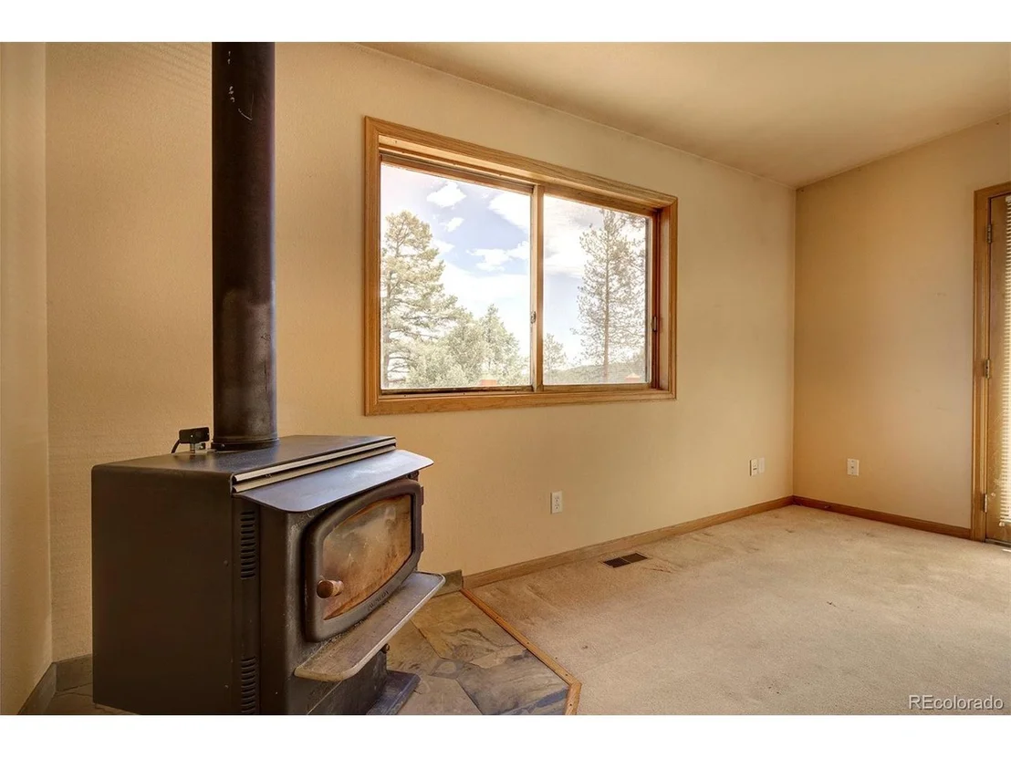 Photo of 25127 Red Cloud Dr