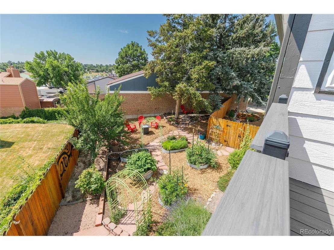 Photo of 5633 W 71st Pl