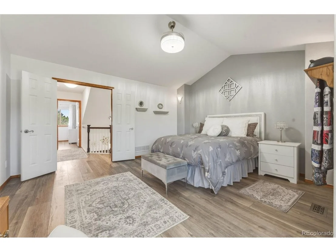 Photo of 437 Mcshane Pl