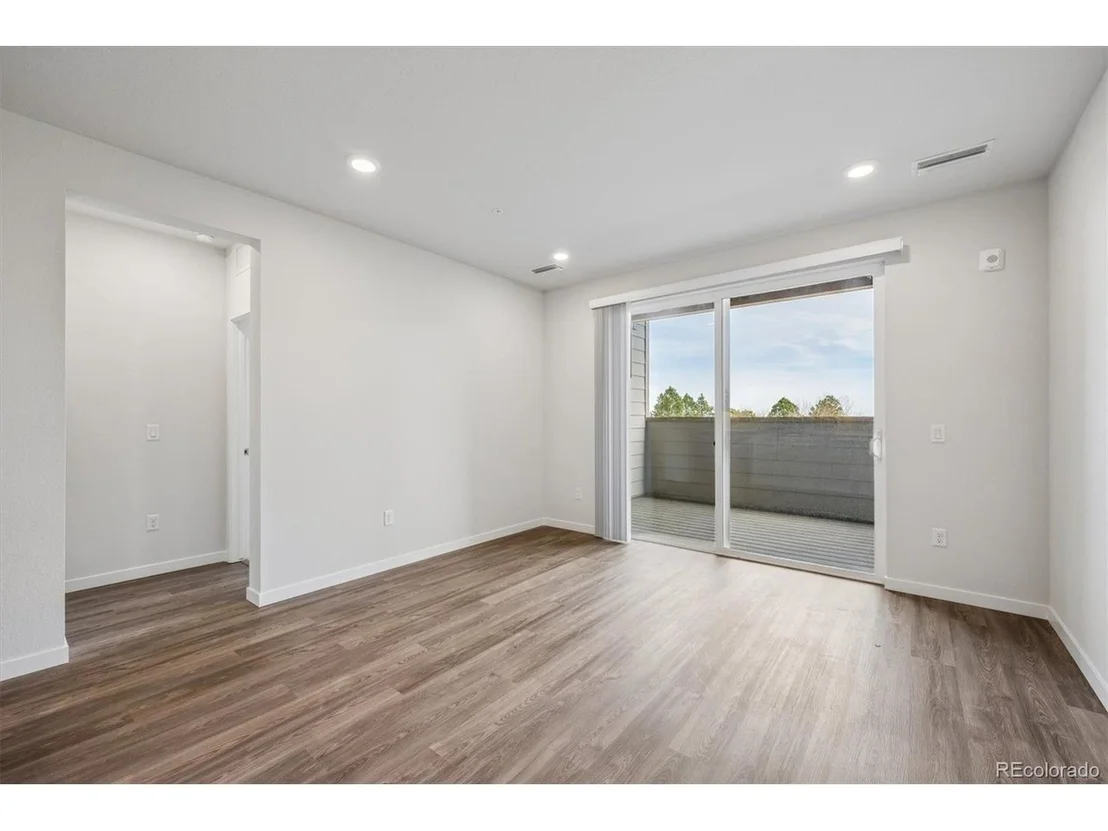 Photo of Unit 2201 at 485 Interlocken Blvd
