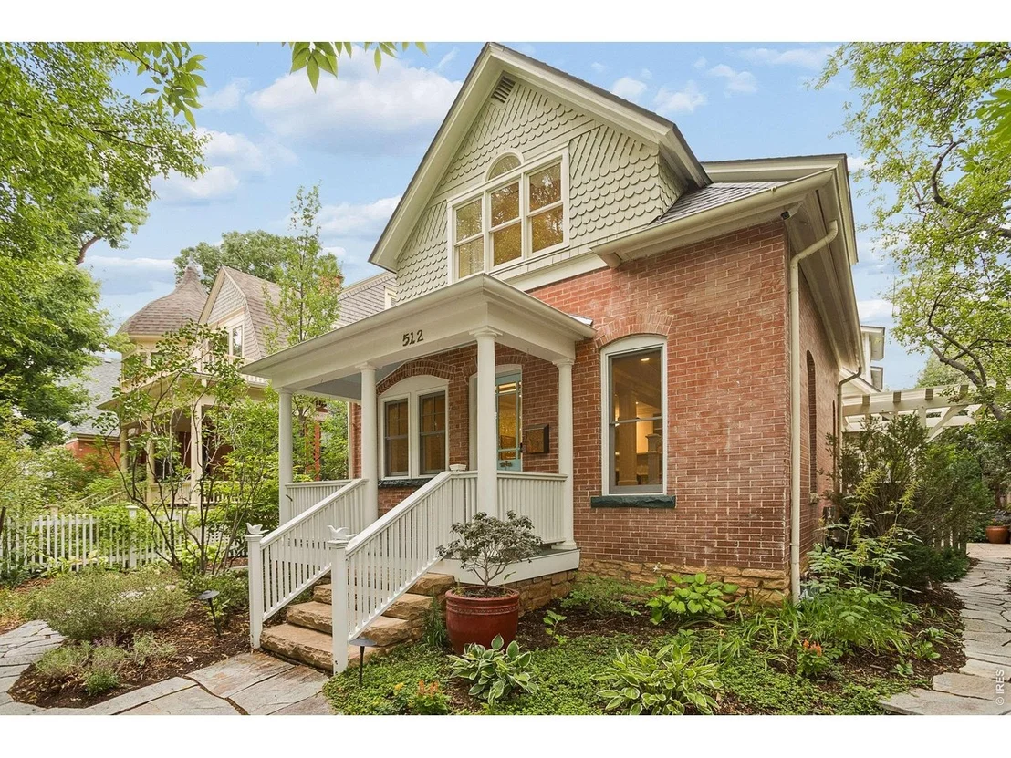 Photo of 512 Marine St