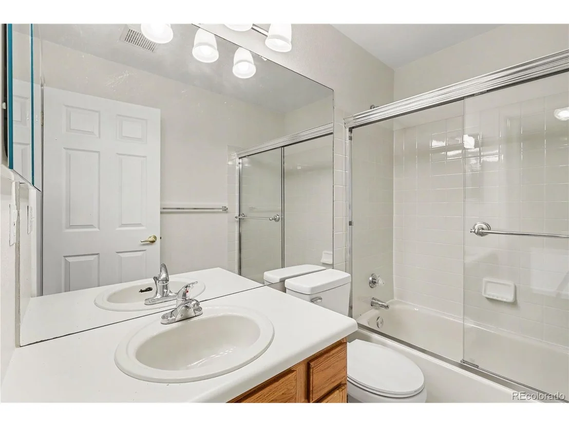 Photo of 1028 Delta Dr