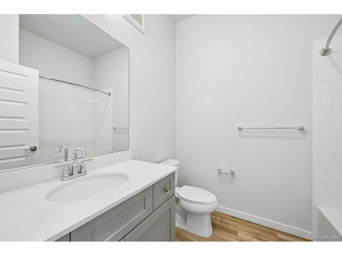 Photo of Unit 401 at 483 Interlocken Blvd