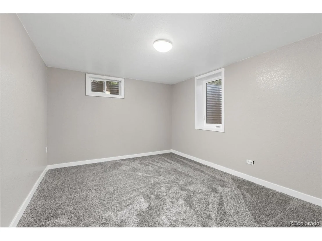 Photo of 100 Emerald St