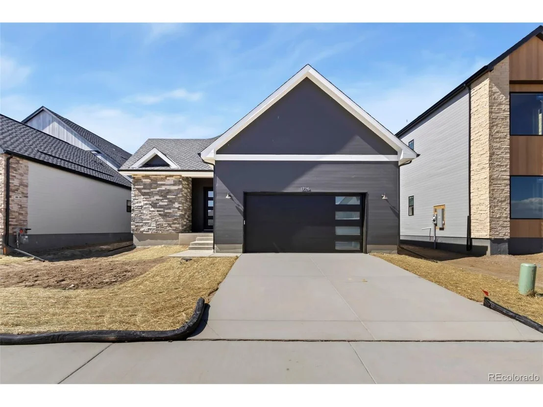 Photo of 1726 Beachside Dr
