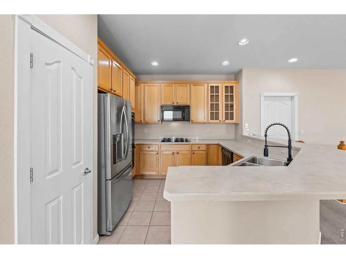 Photo of 512 Tumbleweed Dr