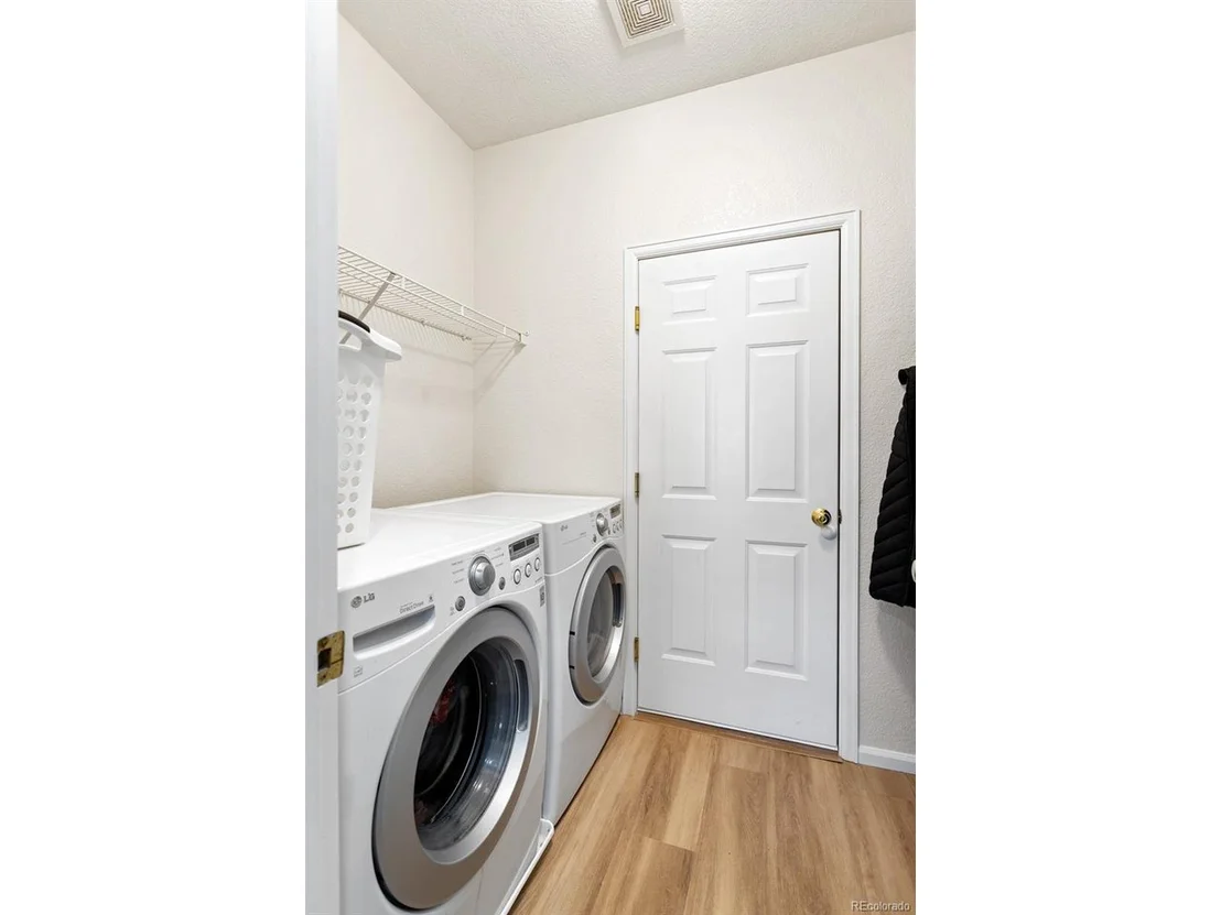 Photo of 8335 Deframe Ct