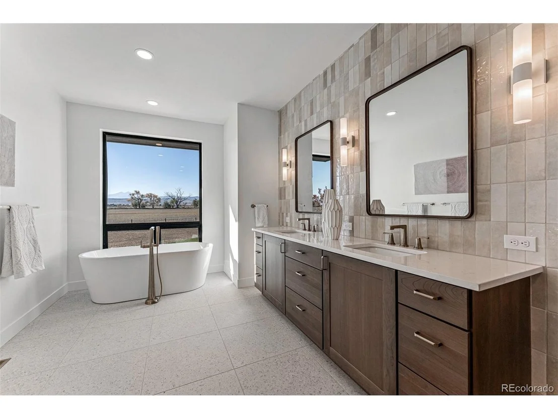 Photo of 535 Nesting Eagles Way