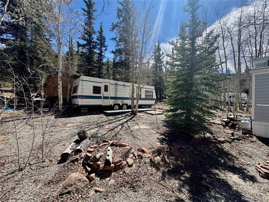 Photo of 425 Depot Dr