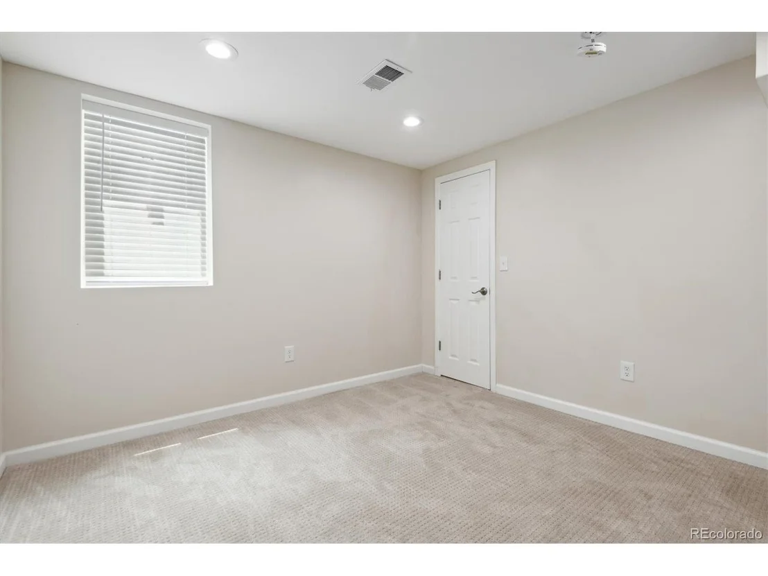 Photo of 1160 Wabash St