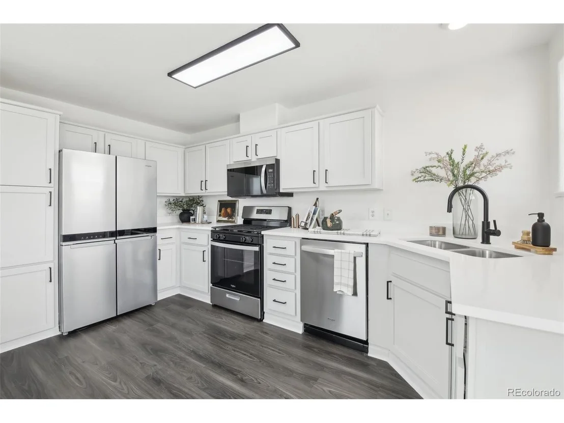 Photo of 262 Apache Pl