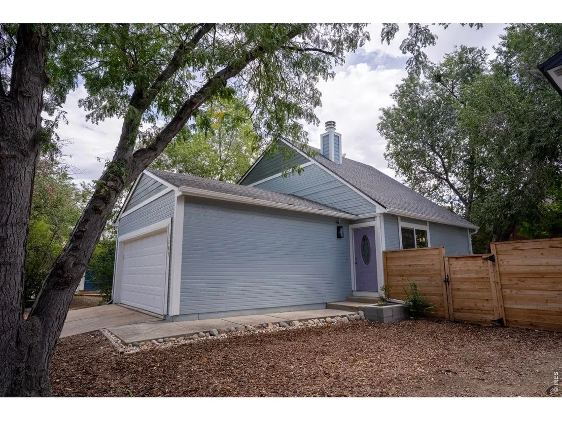 Photo of 1009 Townley Cir