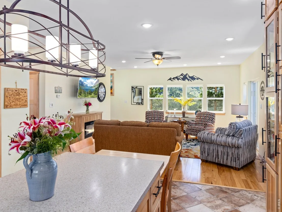 Photo of 456 Storm Mountain Dr