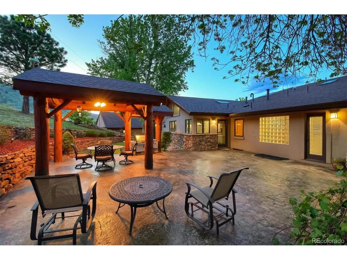 Photo of 5335 Pine Ridge Rd