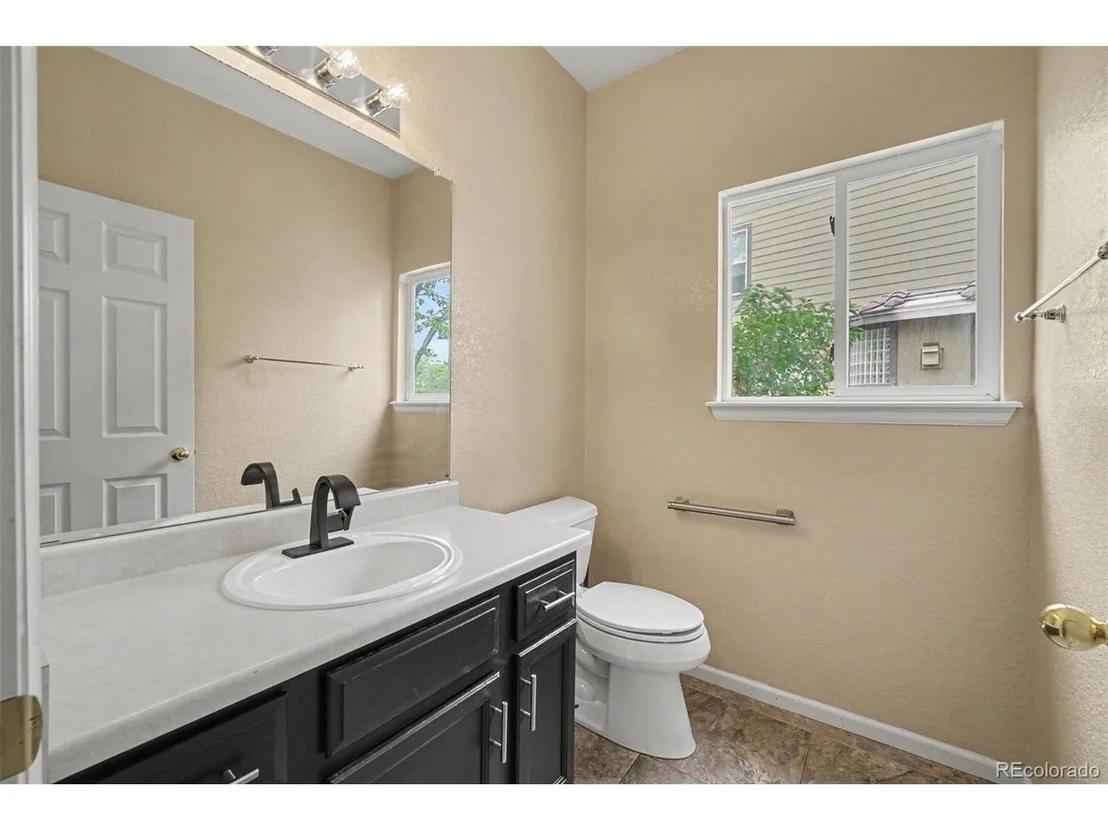 Photo of 4566 Castle Cir