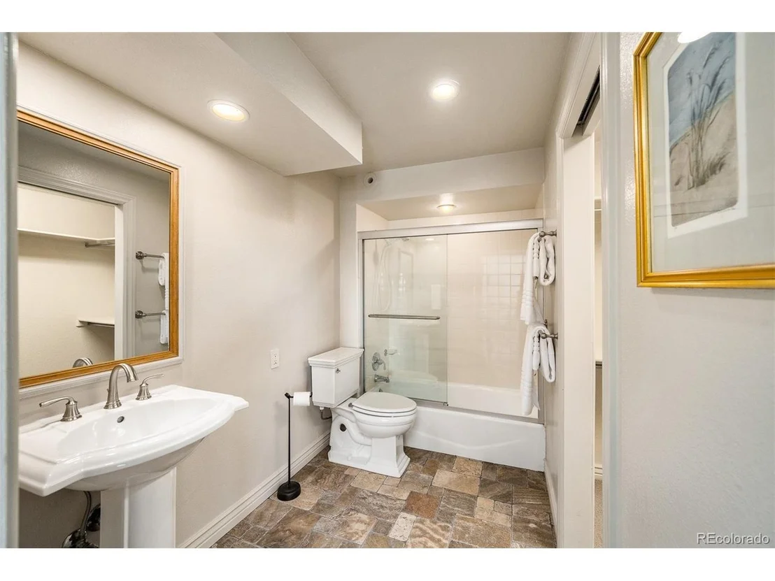 Photo of 2289 Old Quarry Rd