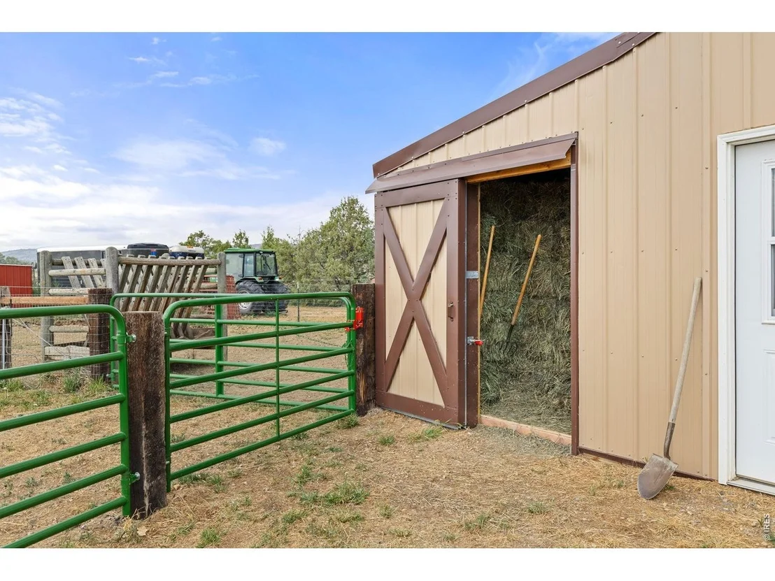 Photo of 5001 Meining Rd