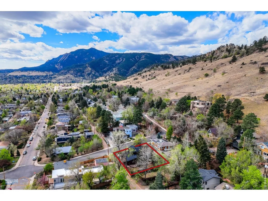 Photo of 315 Evergreen Ave