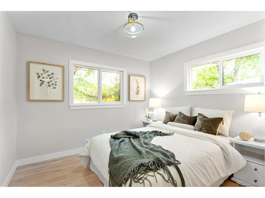 Photo of 6487 Lee St