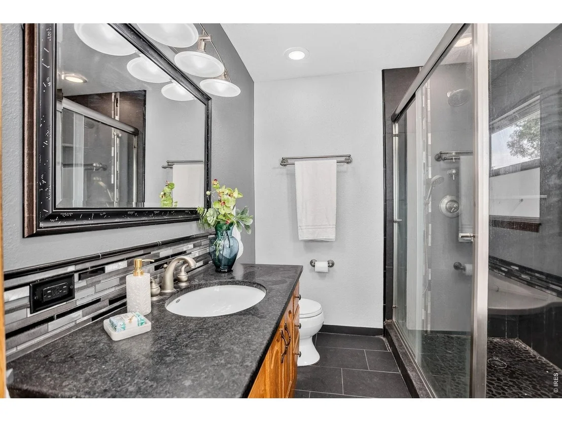Photo of 409 Bothun Rd