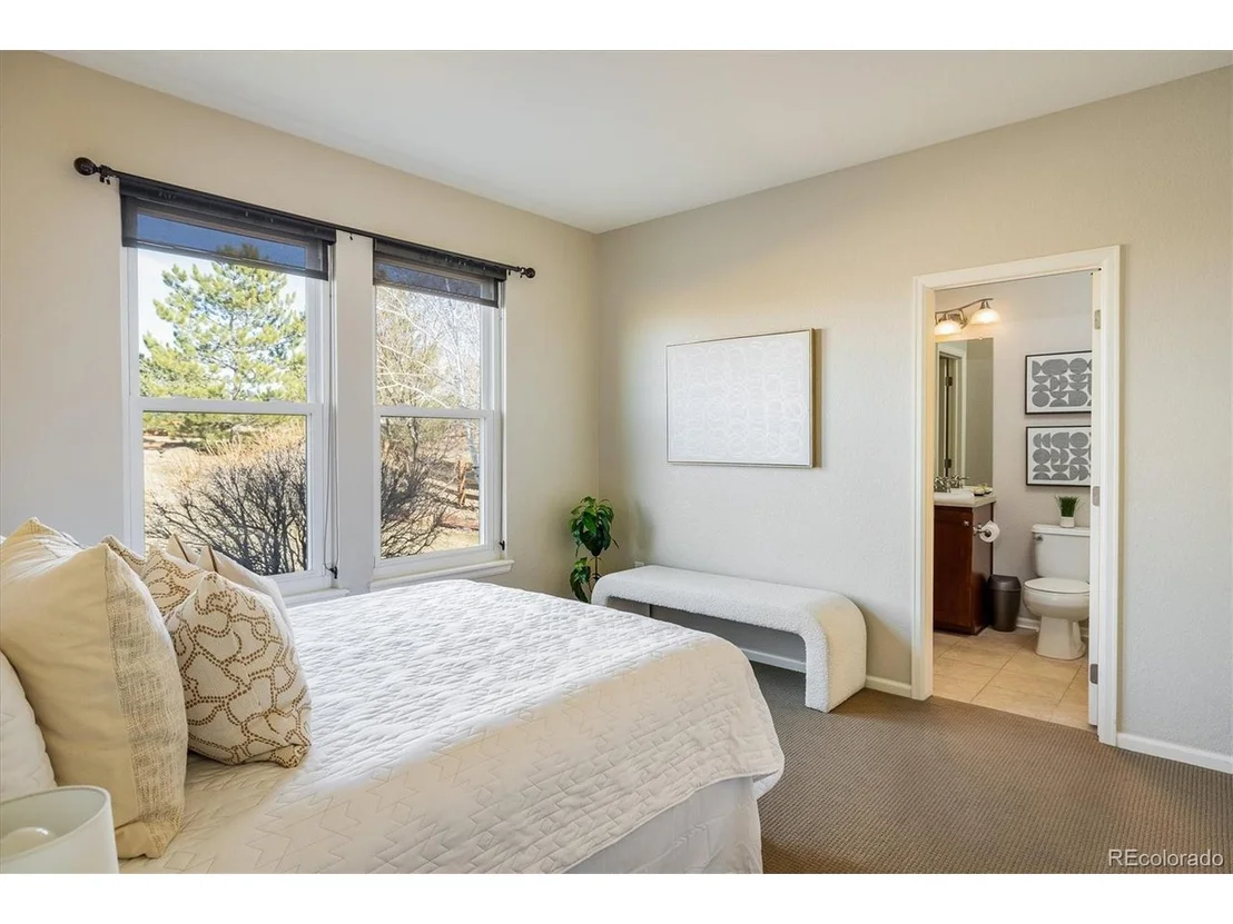Photo of 4939 Silver Feather Cir