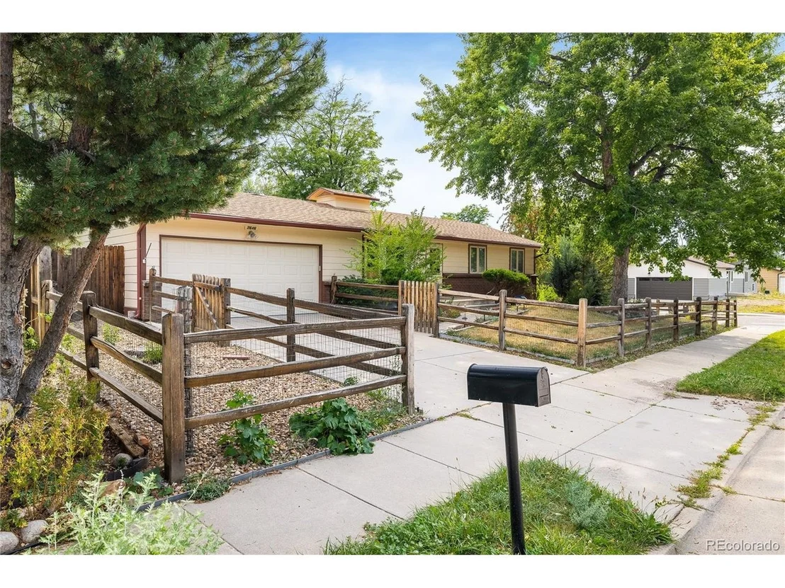 Photo of 7646 Concord Dr