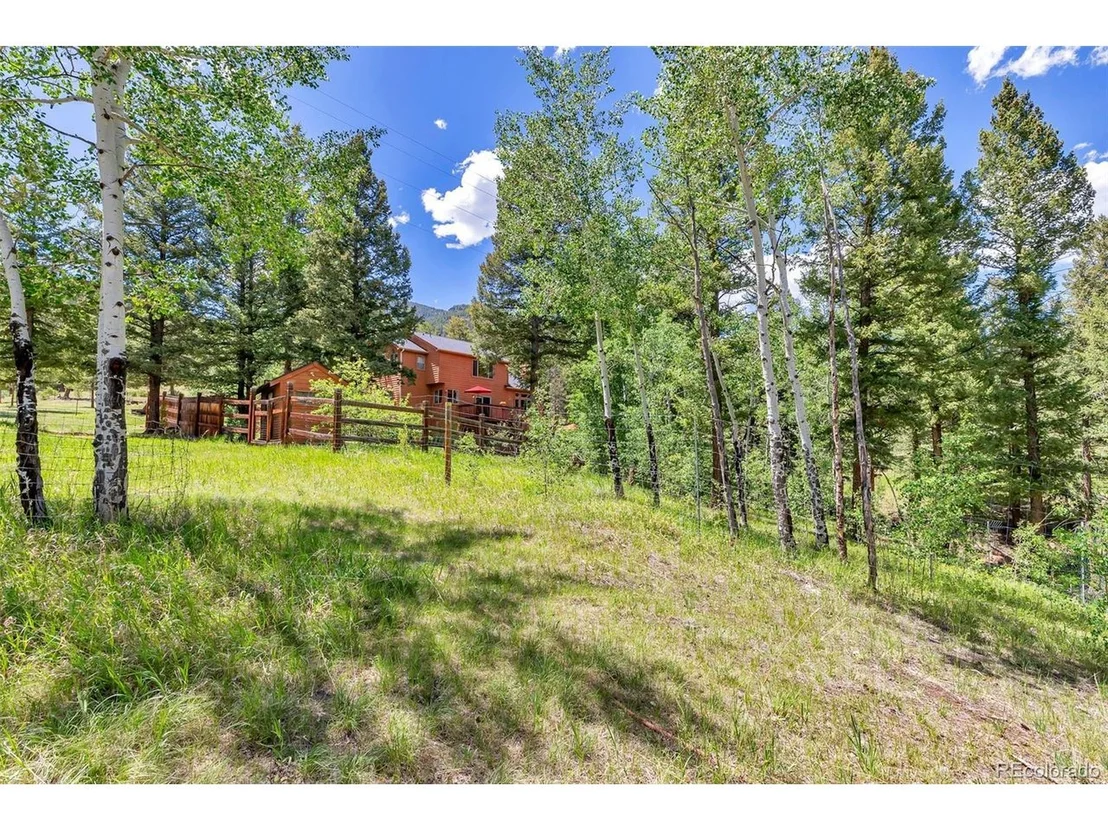 Photo of 512 Mary Beth Rd