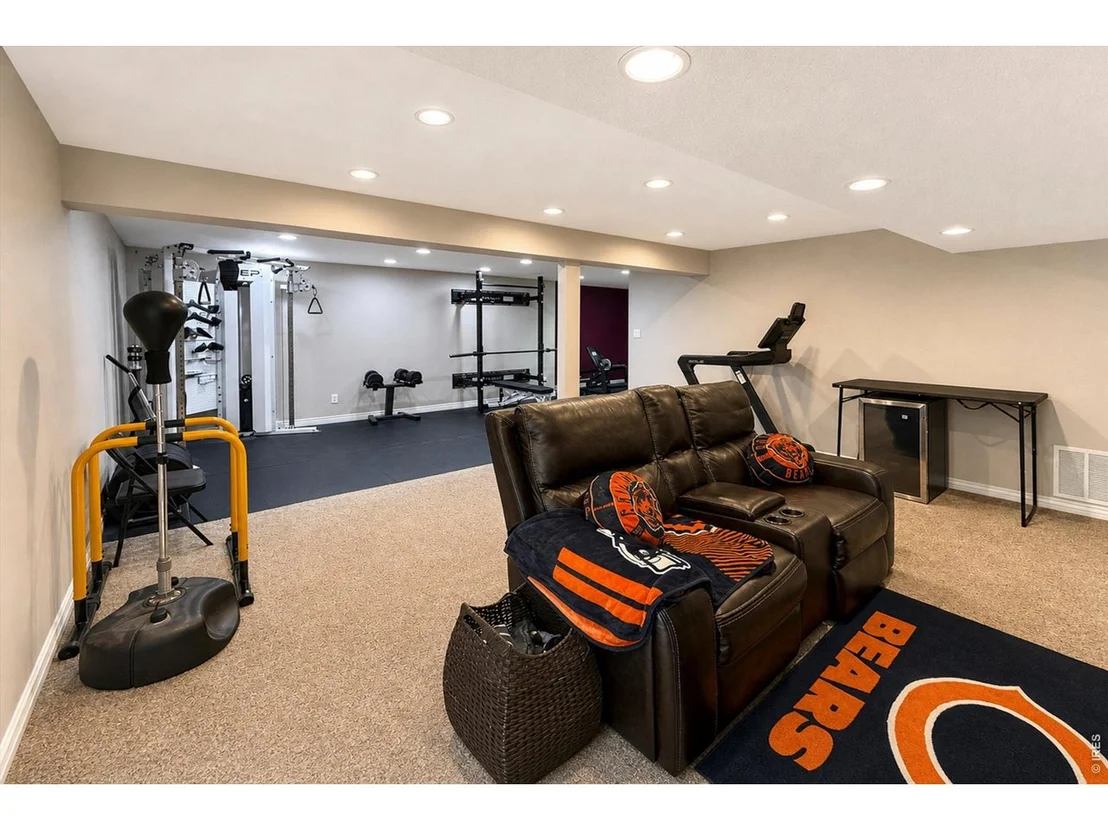 Photo of 5472 Fox Run Blvd