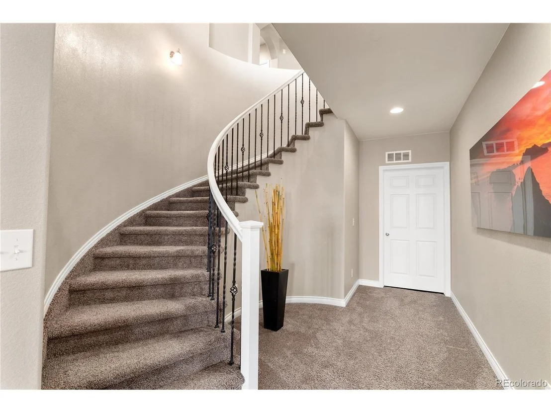 Photo of 8478 Rogers Loop