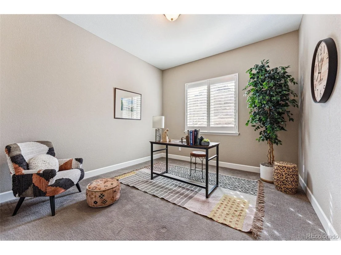 Photo of 4937 Hogback Ridge Rd