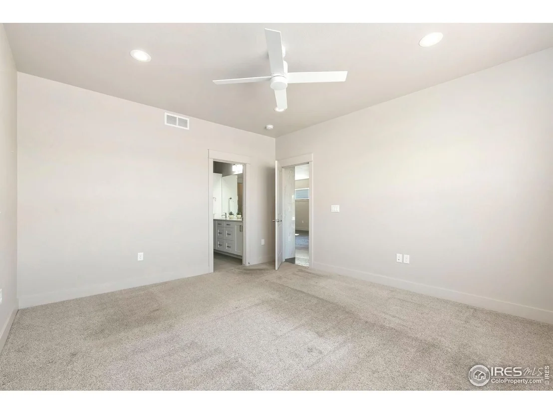 Photo of 1944 Tidewater Ln