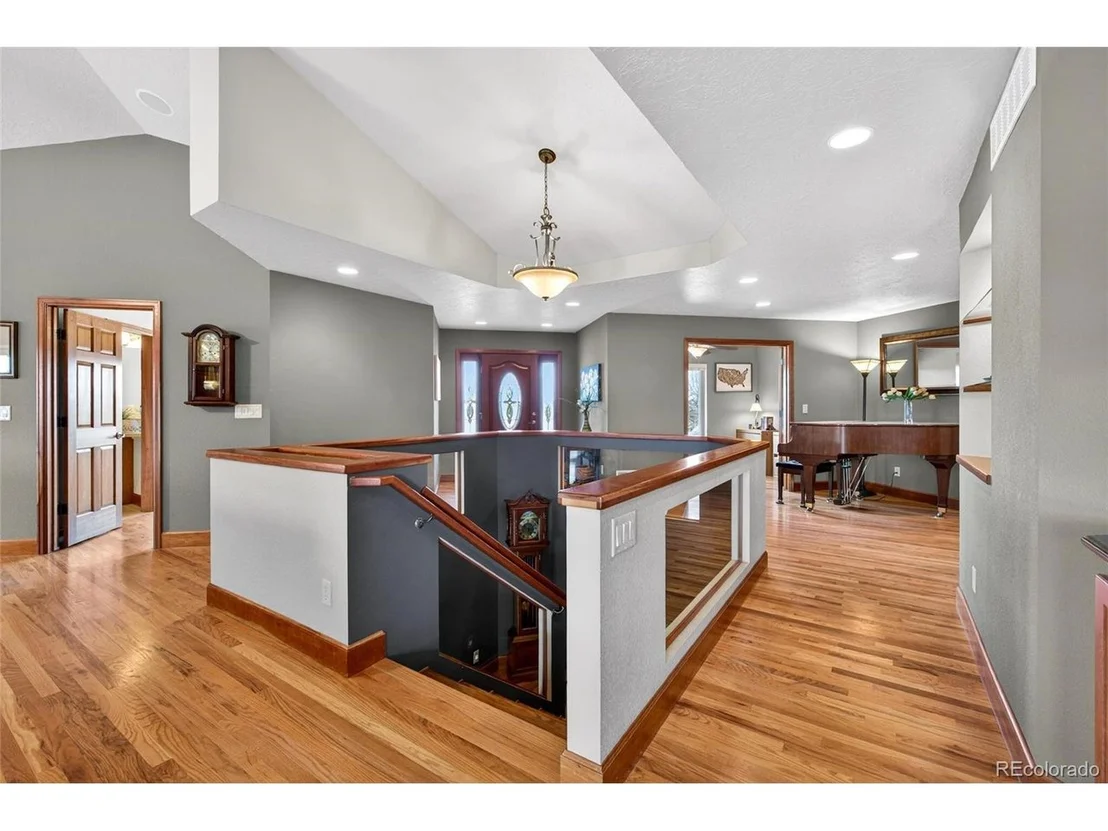 Photo of 7204 Vallevue Dr