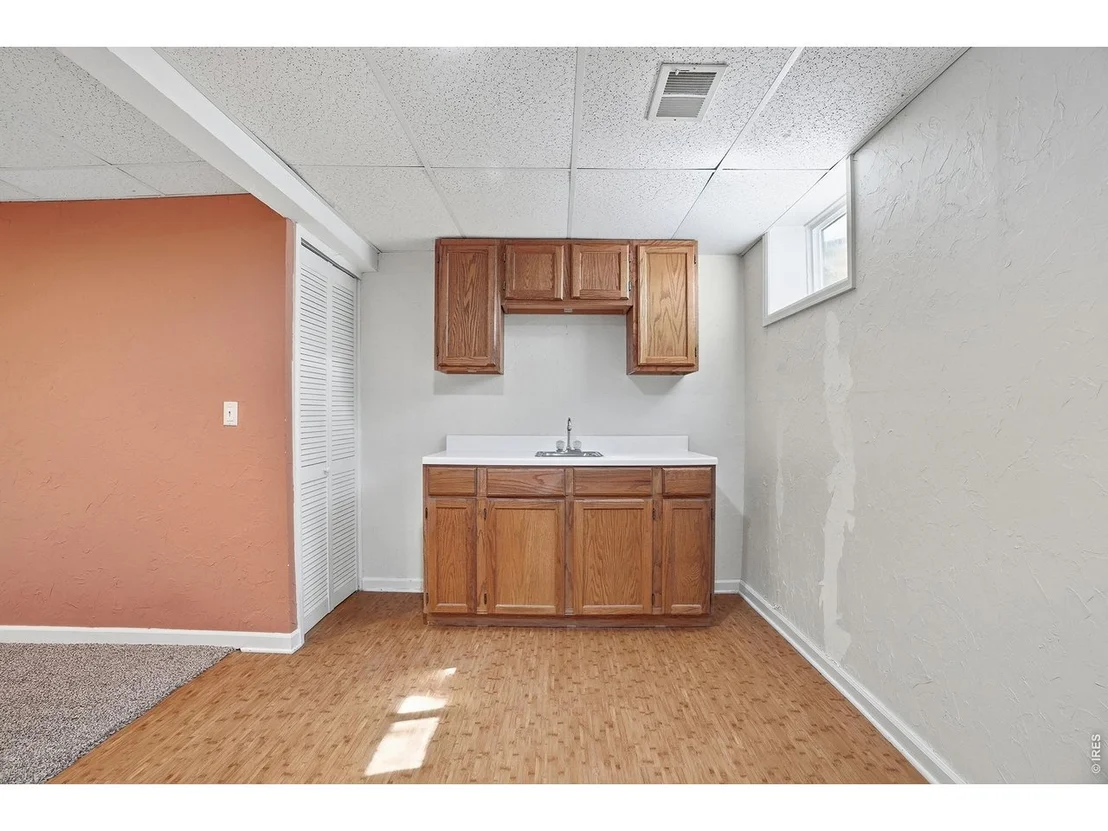 Photo of 1689 Geneva Cir