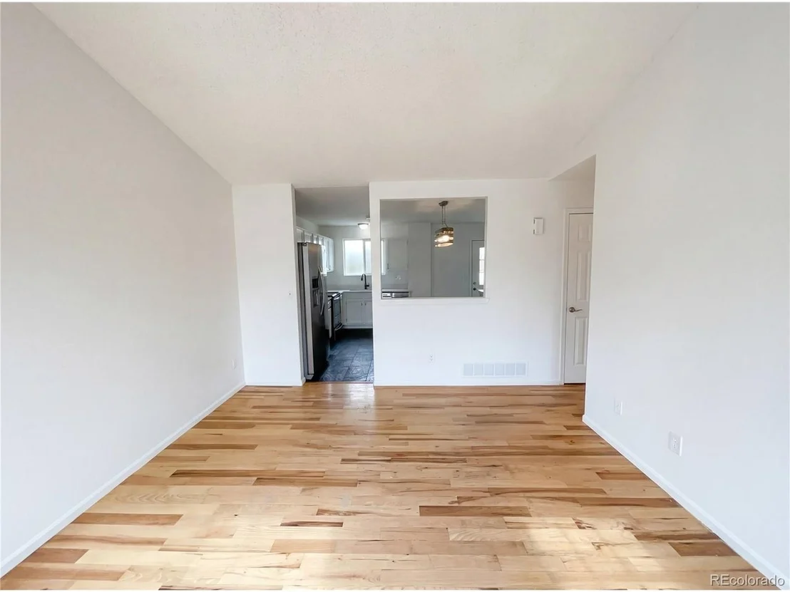 Photo of 12117 Monaco Dr