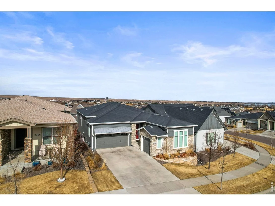 Photo of 8577 Holman Cir