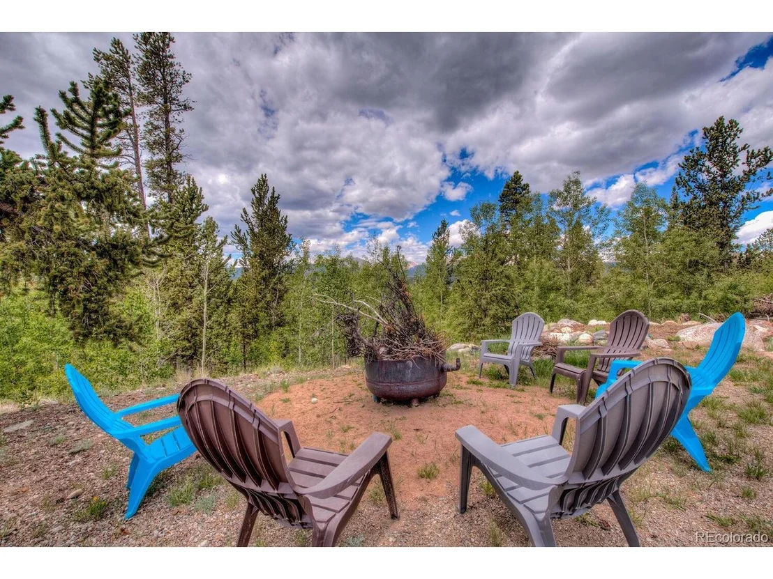 Photo of 888 Beaver Ridge Rd