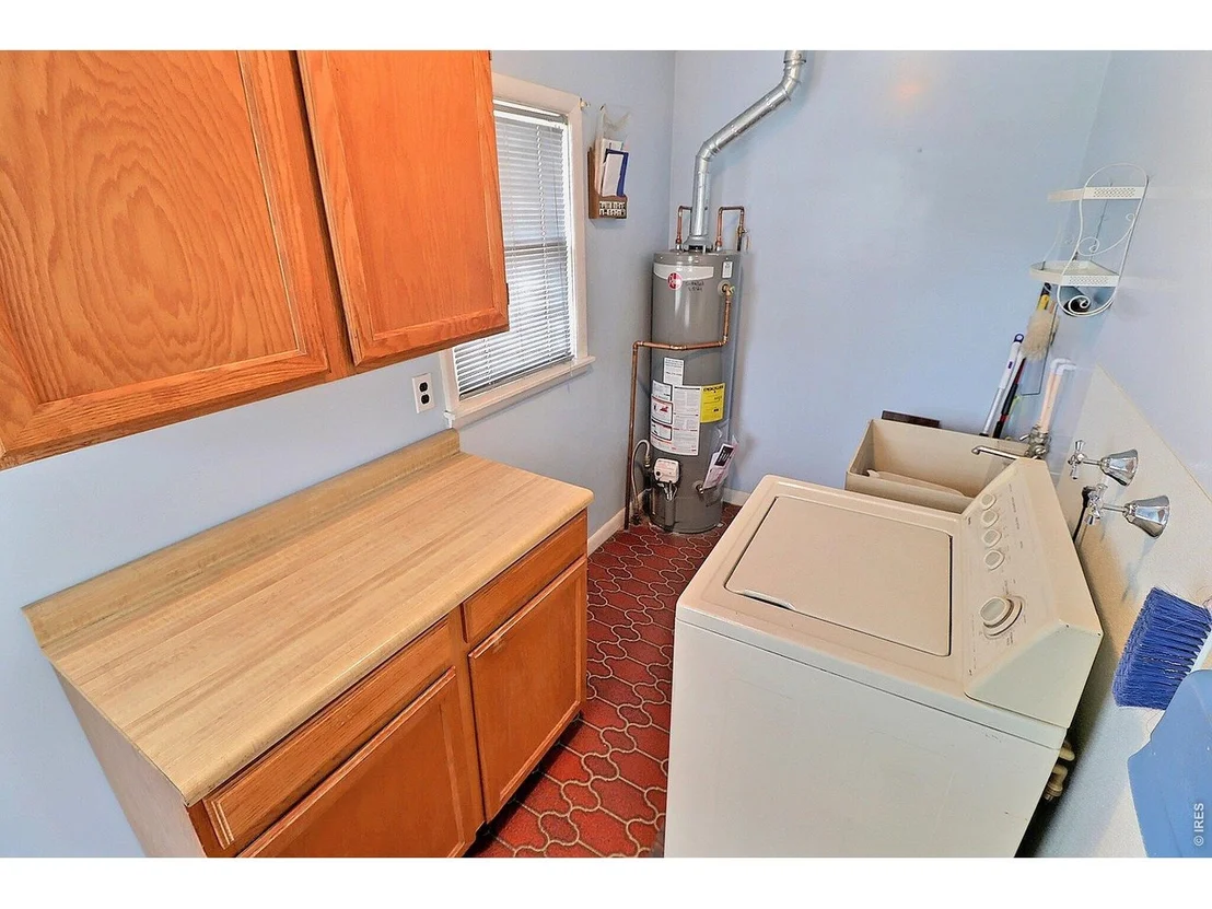 Photo of 3001 Sunset Dr