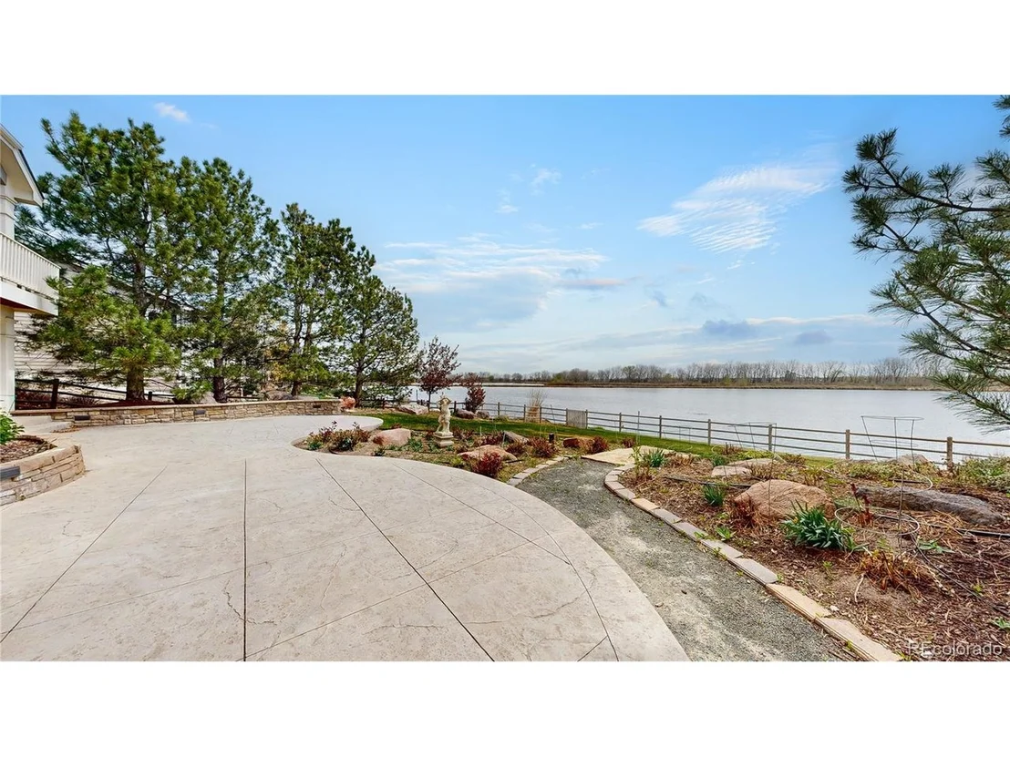 Photo of 1738 Edgewater Pl