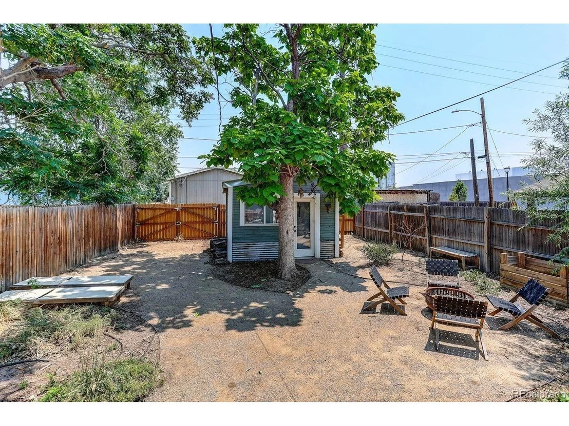Photo of 4644 High St