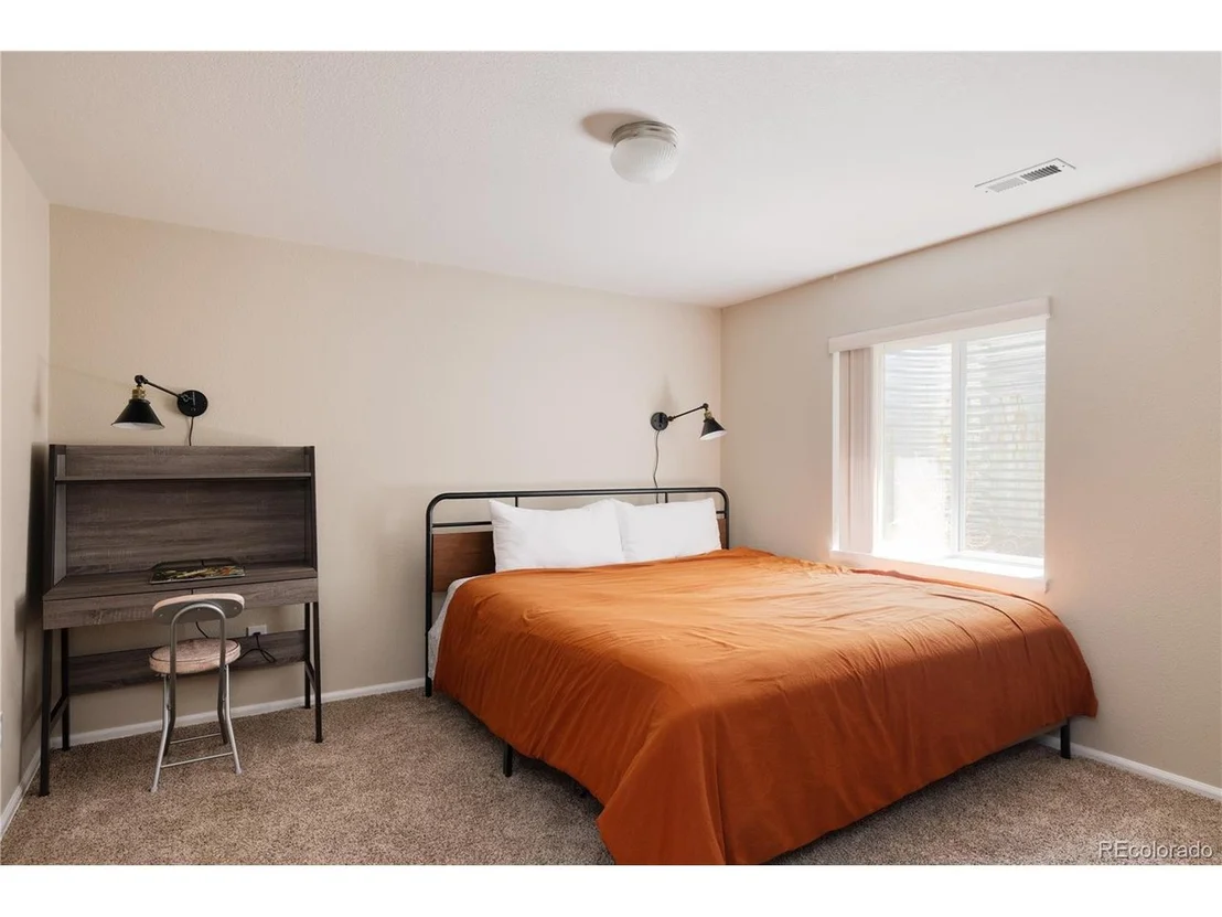 Photo of 2140 Santa Fe Dr