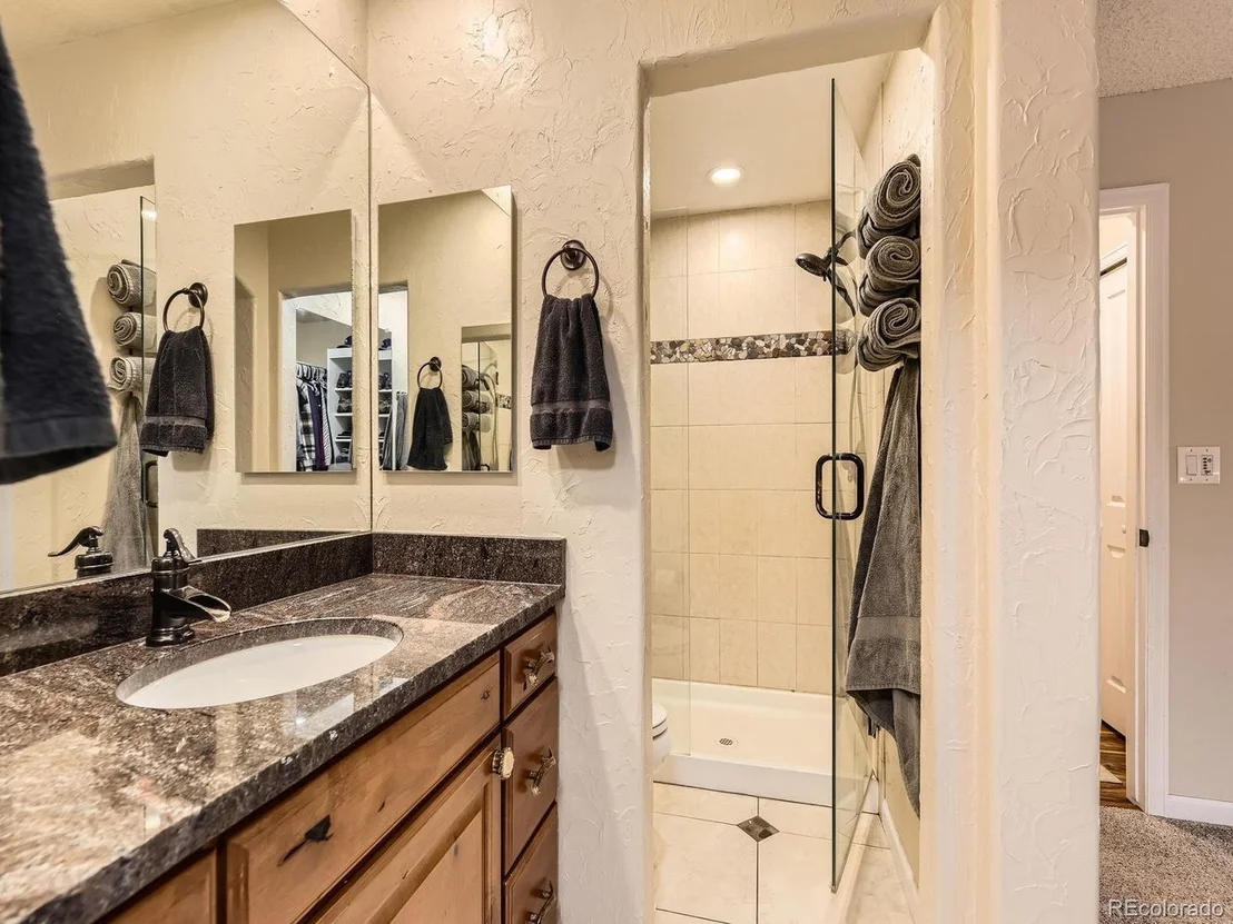Photo of 2104 Vineyard Dr